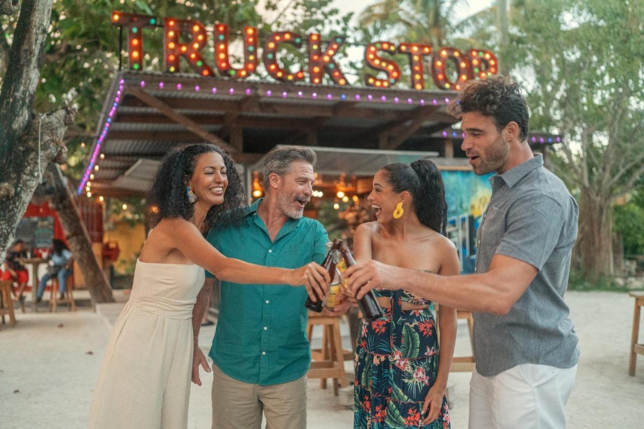 Margaritaville Beach Resort Ambergris Caye - Belize Сан Педро Екстериор снимка