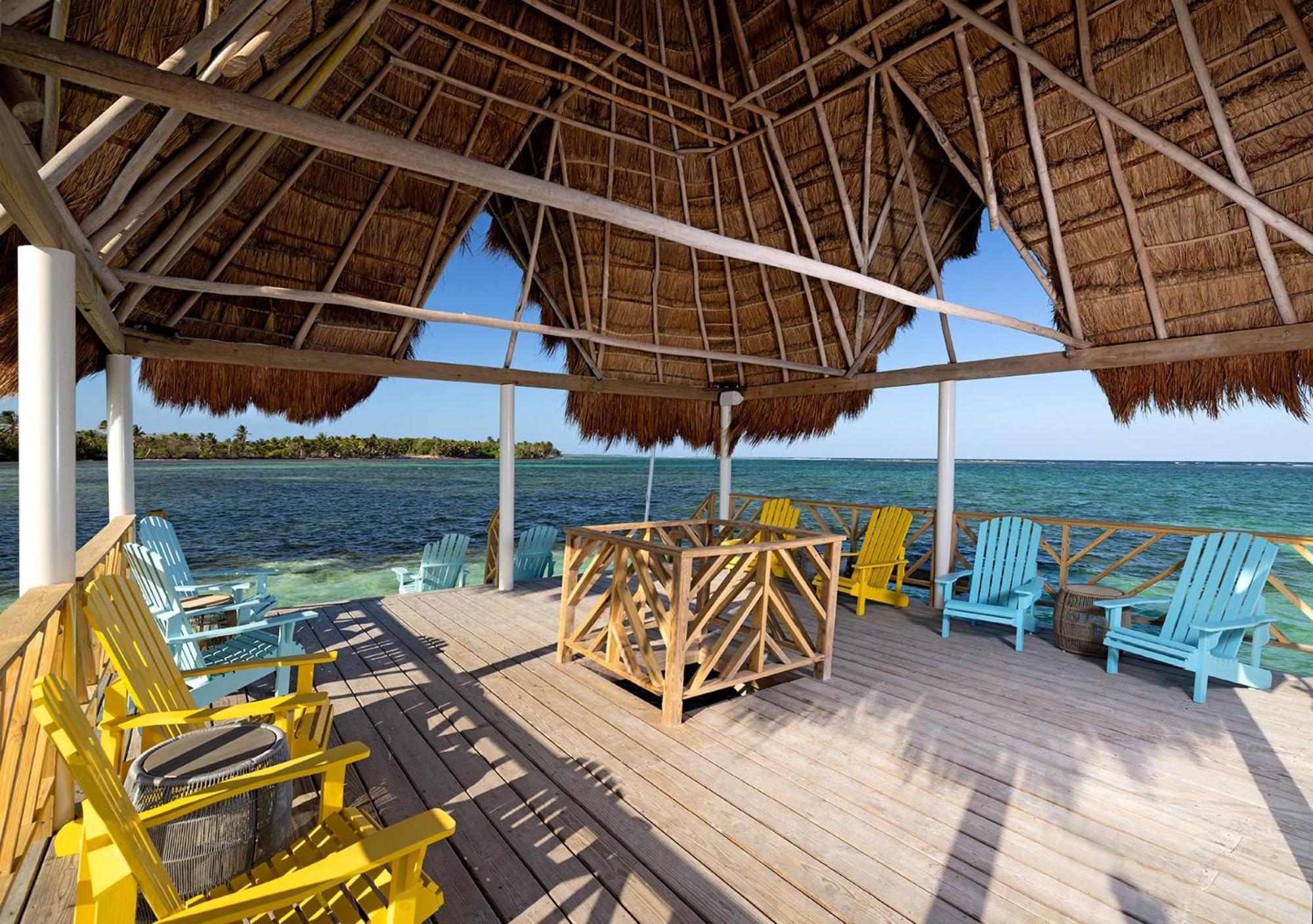 Margaritaville Beach Resort Ambergris Caye - Belize Сан Педро Екстериор снимка